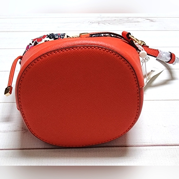 NWT Tory Burch Emerson Mini Bucket Bag Crossbody Shoulder bag - Picture 5 of 14